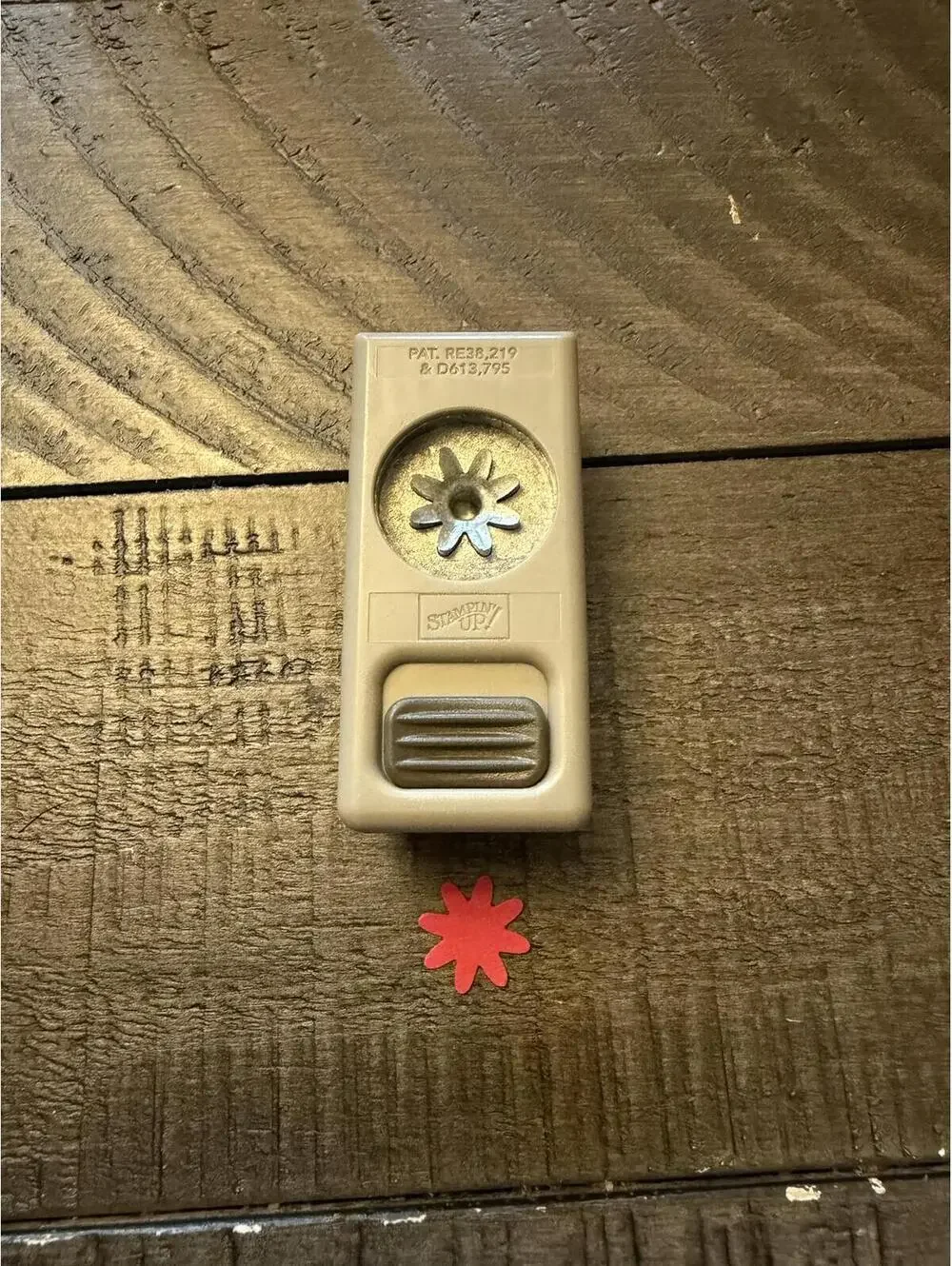 Stampin’ Up Petite Flower Shape Punch